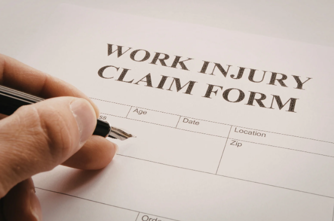 Workers Compensation vs. Personal Injury: Key Differences Explained